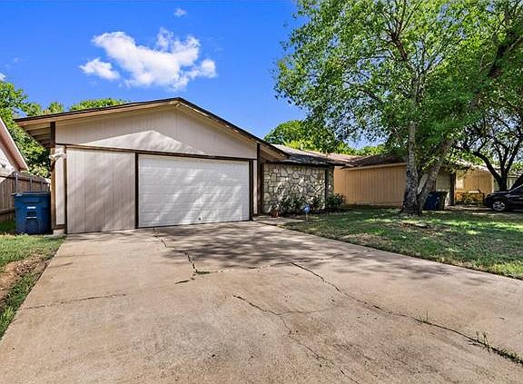 2nd image of 5100 Fontenay Dr