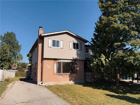 112 Northlake Dr #A, Waterloo, ON N2V 1H6