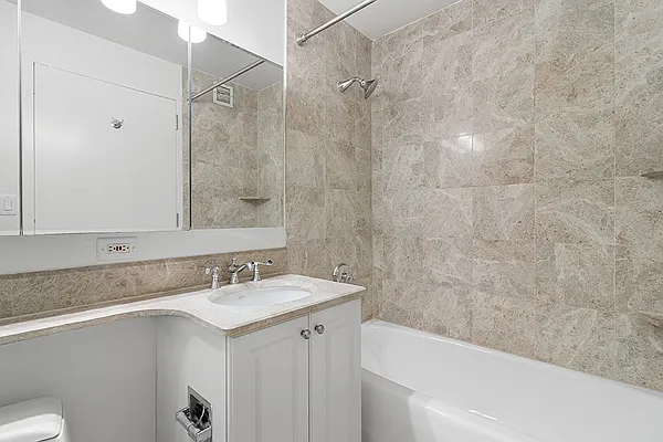 Rented by Mirador Real Estate | media 24