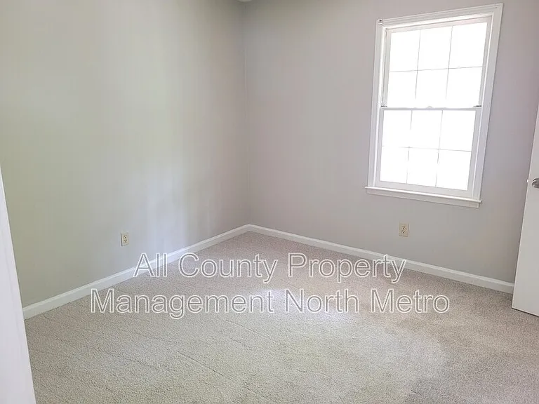 285 Sequoyah Dr — Photo 9
