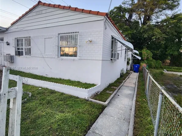 405 NW 64th St #2, Miami, FL 33150