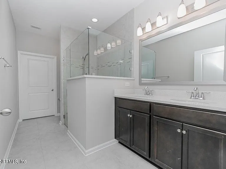 432 Pine Bluff Dr — Photo 11