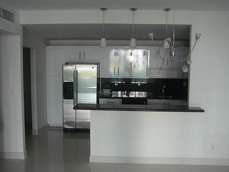 1st image of 19380 Collins Ave APT B307