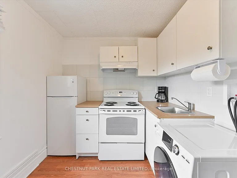 13 Silver Ave #UPPER — Photo 5