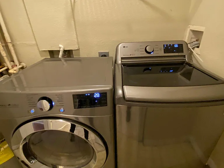 Washer and dryer included. Ready to use!