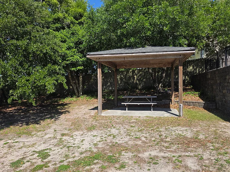Picnic area at boat ramp