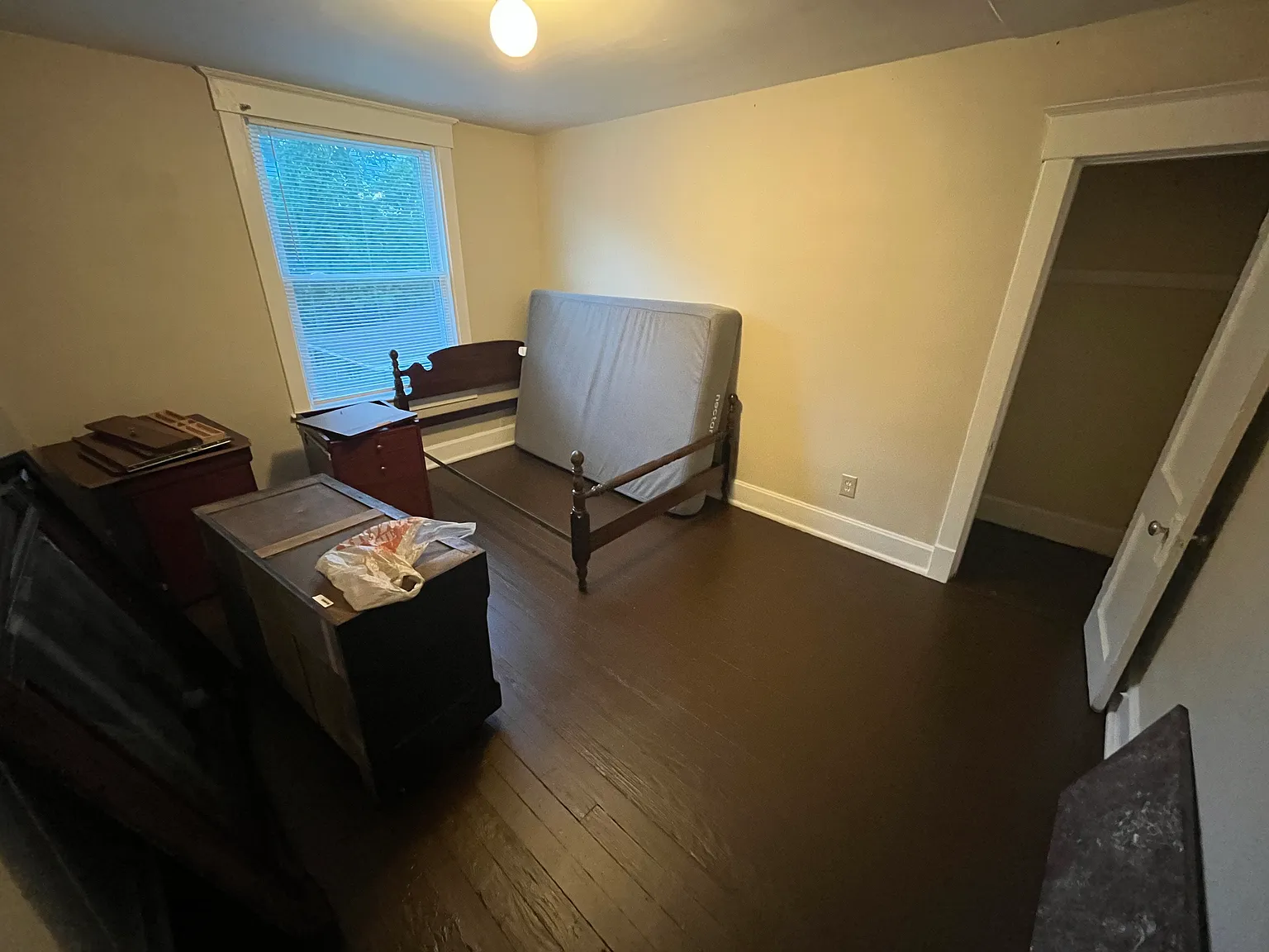2318 Hale Ave — Photo 4