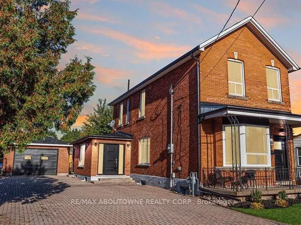 43 Crooks St #3, Hamilton, ON L8R 2Z7