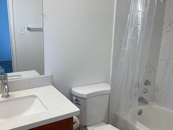 4th image of 1816 F St APT 14