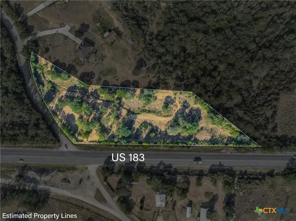 100 Westwood Rd, Lockhart, TX 78644