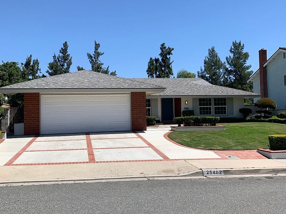 2nd image of 25402 Terreno Dr
