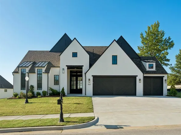 1507 Cedarwood Dr, Claremore, OK 74017