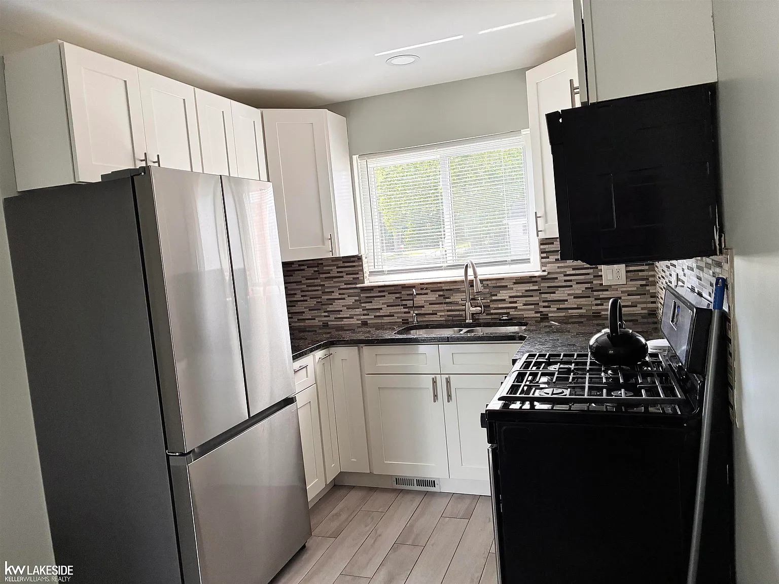 3 bed, 1.5 bath, 1540 sqft, $1,500 — Photo 4
