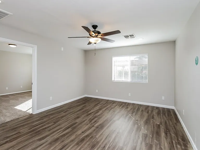 3421 E Dragoon Ave — Photo 11