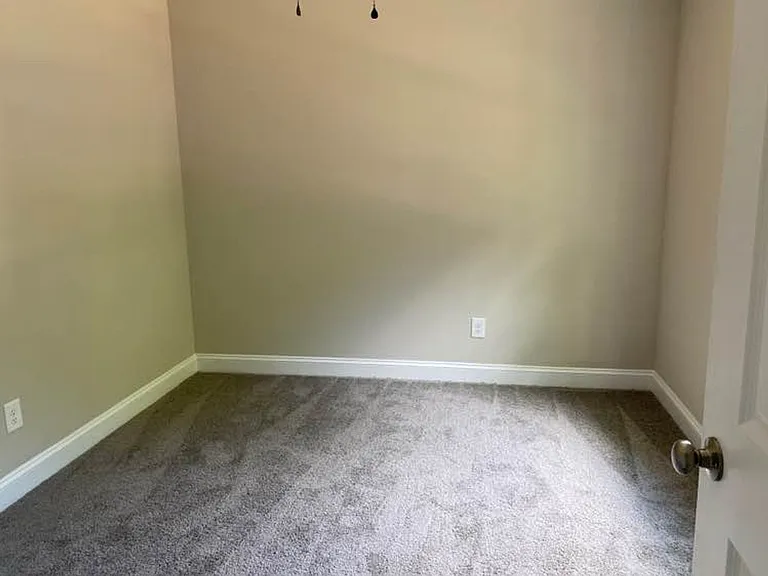 2628 Kenhill Dr — Photo 31