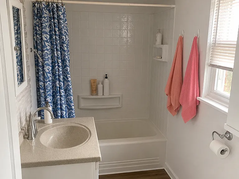 1220 Duncan Ave — Photo 11