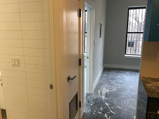 Rented by Nooklyn NYC LLC | media 22