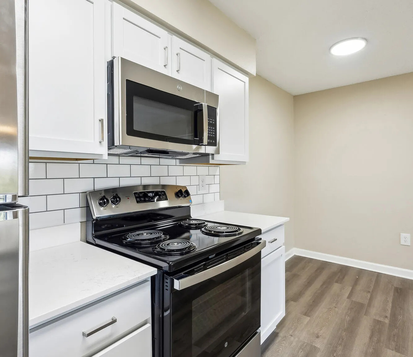 Cypress Pointe — Photo 3