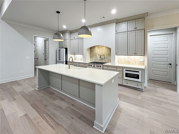 4th image of 6018 Rosemeade St