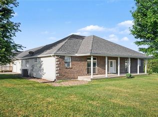 31005 Nottingham Ln, Lawson, MO 64062