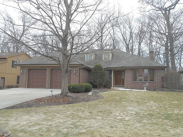 1st image of 398 Hiawatha Trl