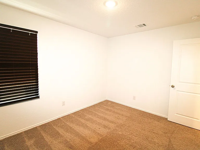 3642 Millbrook Way — Photo 15
