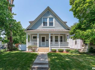 810 21st St, Rock Island, IL 61201