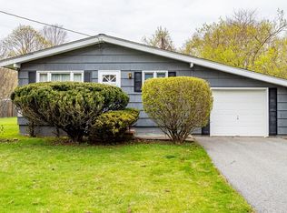 16 Ipswich Rd, Topsfield, MA 01983