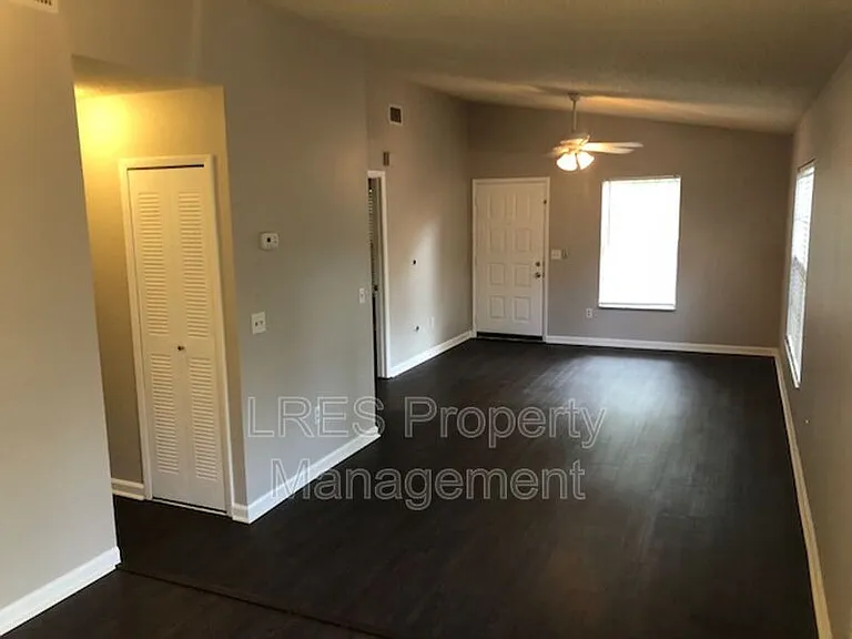 1406 Northlake Dr #1406 — Photo 31