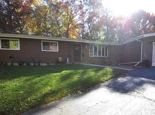 3254 Mansion Cir, Mc Farland, WI 53558