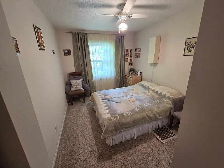 2612 Zarthan Ave S — Photo 10