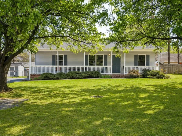 868 Patton Farm Rd, Stuarts Draft, VA 24477