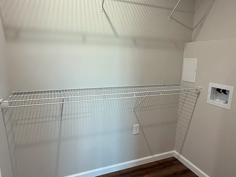 800 Massanutten Ave — Photo 6