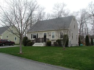 41 Rosewood Ter, Dartmouth, MA 02747