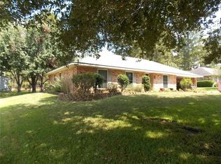 107 Rock Point Cres, Pineville, LA 71360