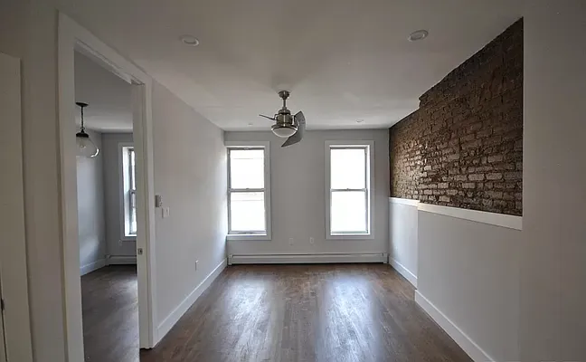 Rented by Hagstrom Management Inc | media 30