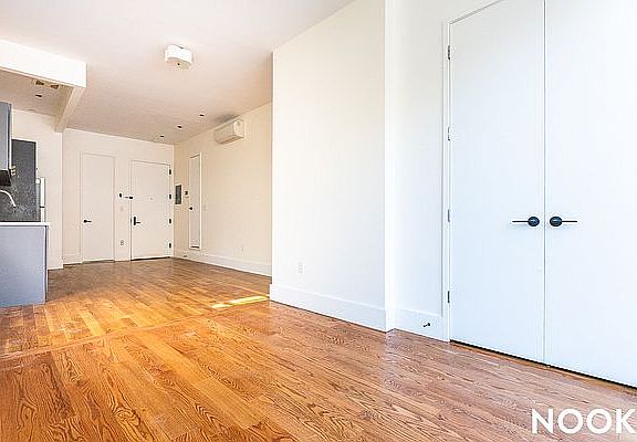 2nd image of 299 Chauncey St #3A