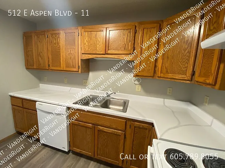 512 E Aspen Blvd #11 — Photo 9