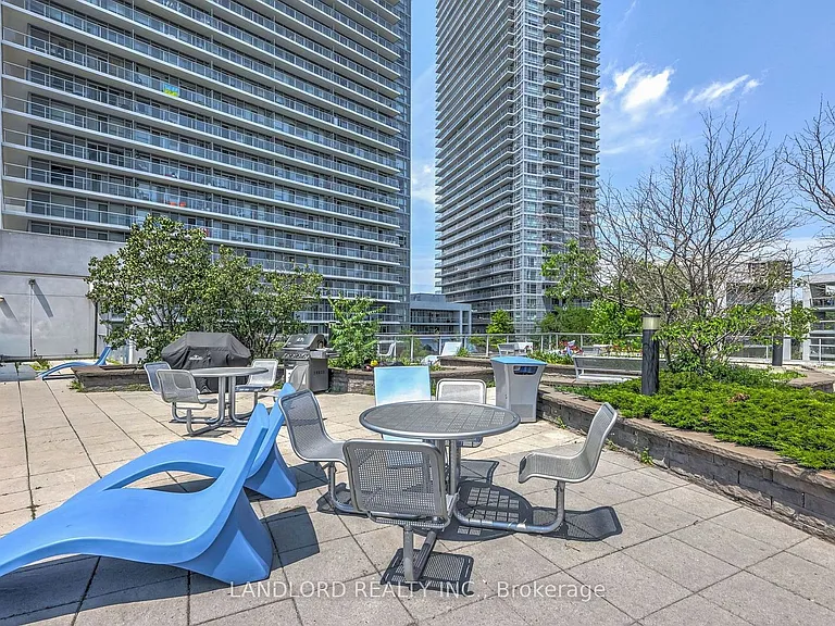 2015 Sheppard Ave E #2501 — Photo 19