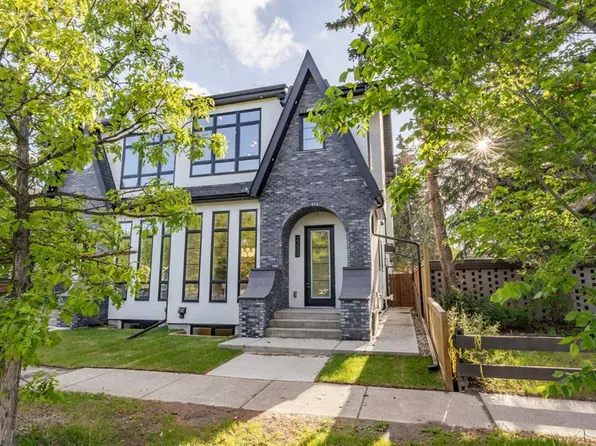 2205 E 26a St SW, Calgary, AB T3E 2C4