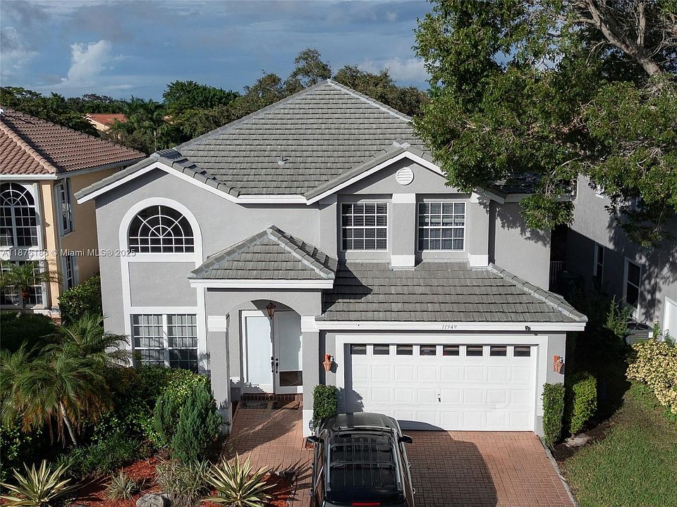 1st image of 11948 Glenmore Dr