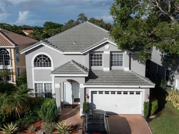 11948 Glenmore Dr, Coral Springs, FL 33071