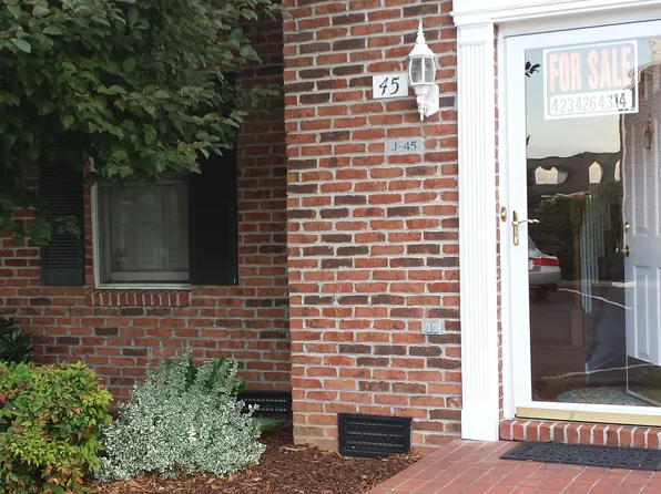 400 Sunset Dr #J-45, Johnson City, TN 37601