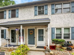 10 Maplewood Ave APT 3B, Mohnton, PA 19540