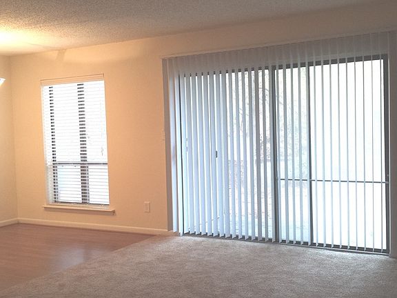 5th image of 560 Chapel Lake Dr APT 202
