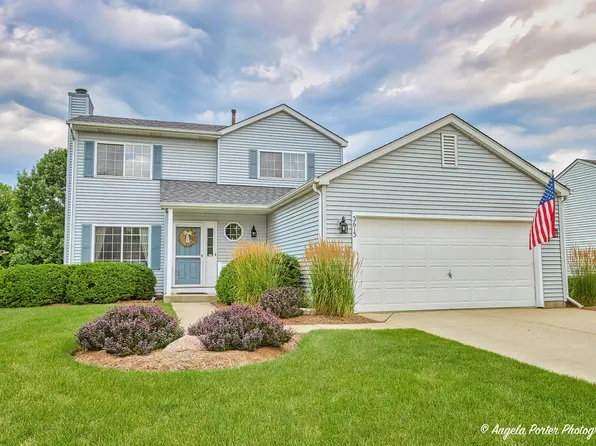 3613 Dorchester Pl, McHenry, IL 60050
