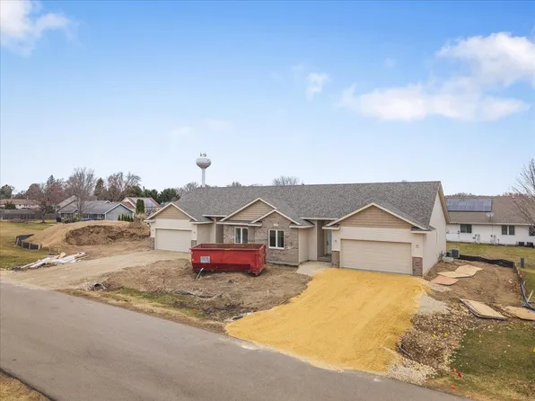 311 E Pershing St, Stillman Valley, IL 61084