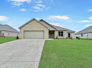 728 Magnolia Point Cir, Pearl, MS 39208