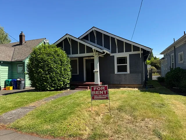 4925 N Willamette Blvd — Photo 1