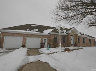 6971 Fieldbrook Dr, Springfield, OH 45502